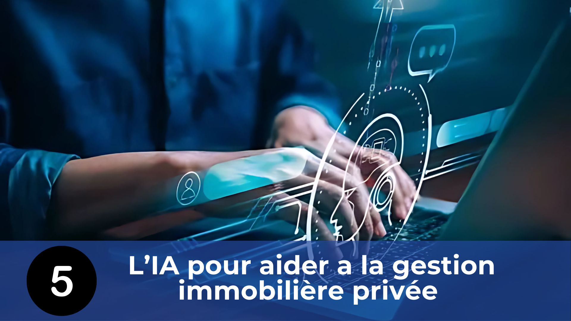 Une personne qui écrit sur son clavier d'ordinateur